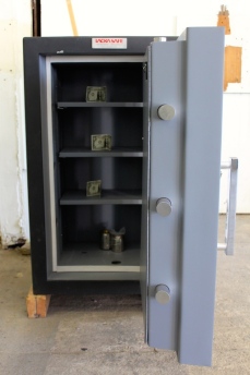 Used 332010 Original Platinum Vault TL30X6 High Security Safe